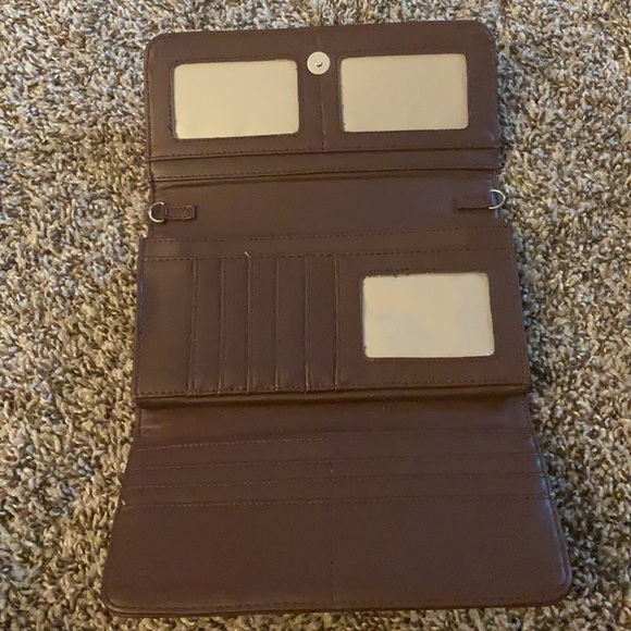 Wallet - Picture 3 of 6